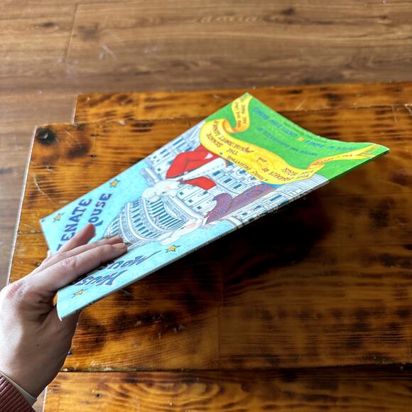 Vintage 1999 House Mouse Senate Mouse The Capital Paperback Book - Picture 10 of 10